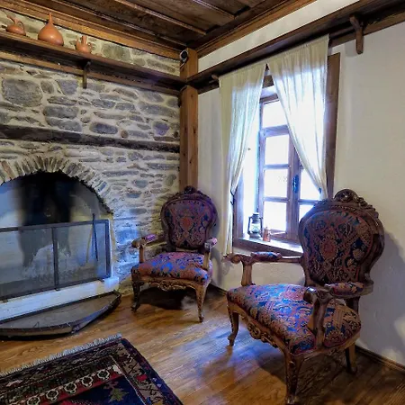 Yeni Gelin Evi *