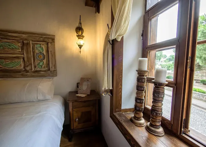 Yeni Gelin Evi * Birgi