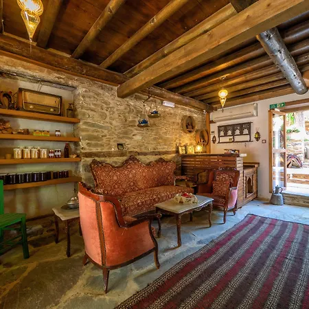 Yeni Gelin Evi * Birgi