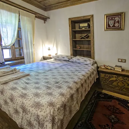 Проживание в семье Yeni Gelin Evi *