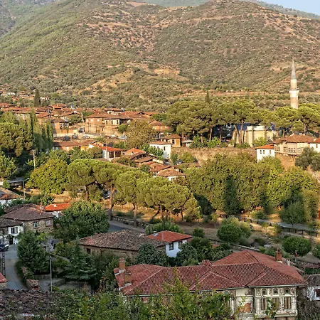 Yeni Gelin Evi Проживание в семье *