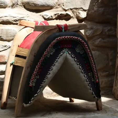 Yeni Gelin Evi Бирги