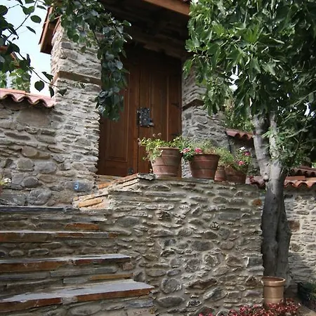 Yeni Gelin Evi *