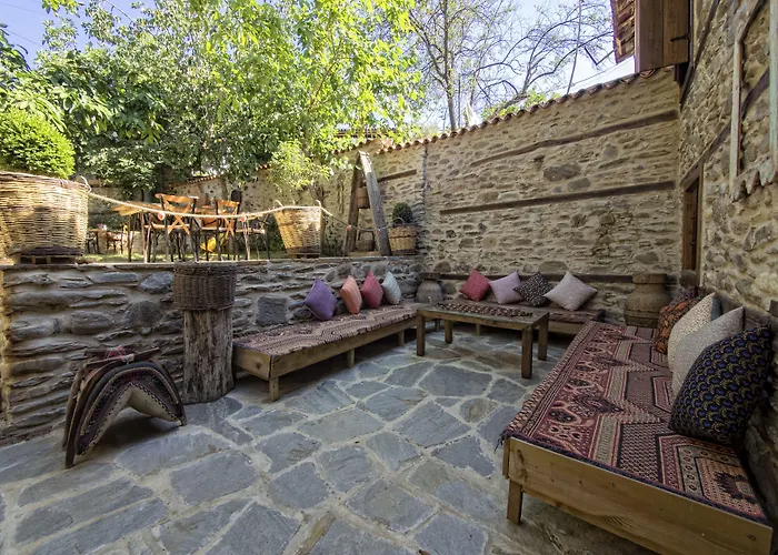 Yeni Gelin Evi Birgi